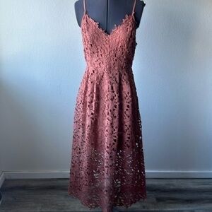Love...ady dress size Large lace adjustable straps softgirl soft rose color